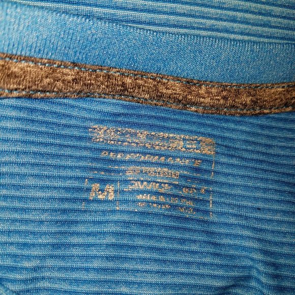 $5 SALE * Men's Medium Layer 8 Performance Qwick Dry blue tee - Picture 11 of 13
